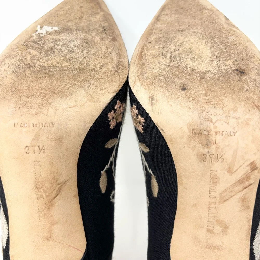 Manolo Blahnik Black Floral Embroidered Canvas Kayal Pointed Toe Pumps Size 37.5